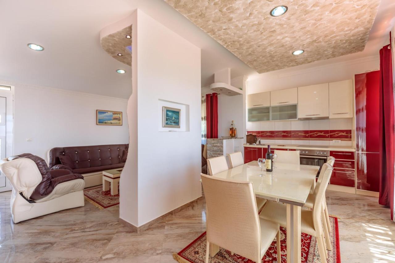 Ani Apartmani Dobra Voda Ngoại thất bức ảnh